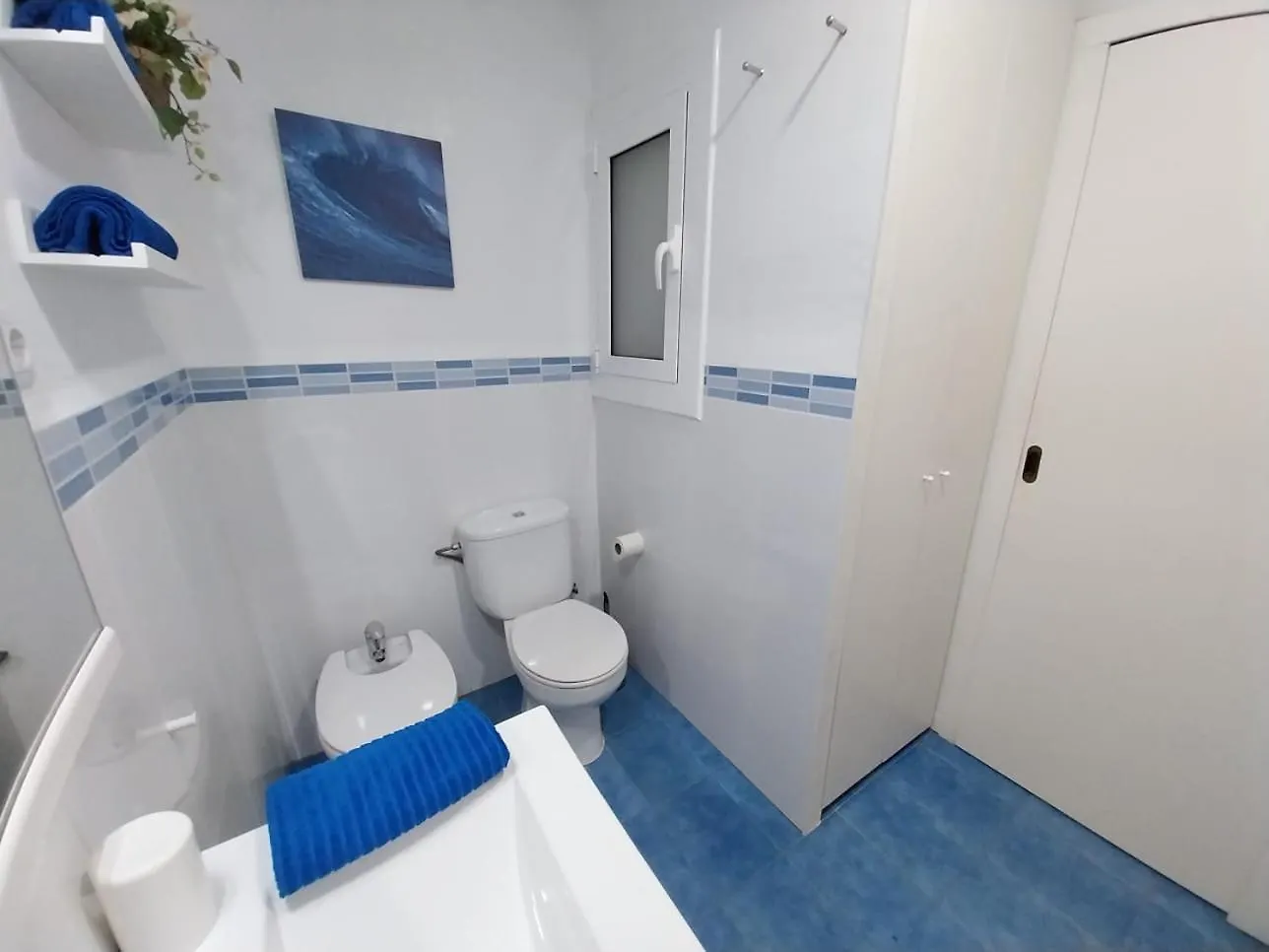 Apartamento Con Terraza Vistas Al Mar Lloret de Mar Spain
