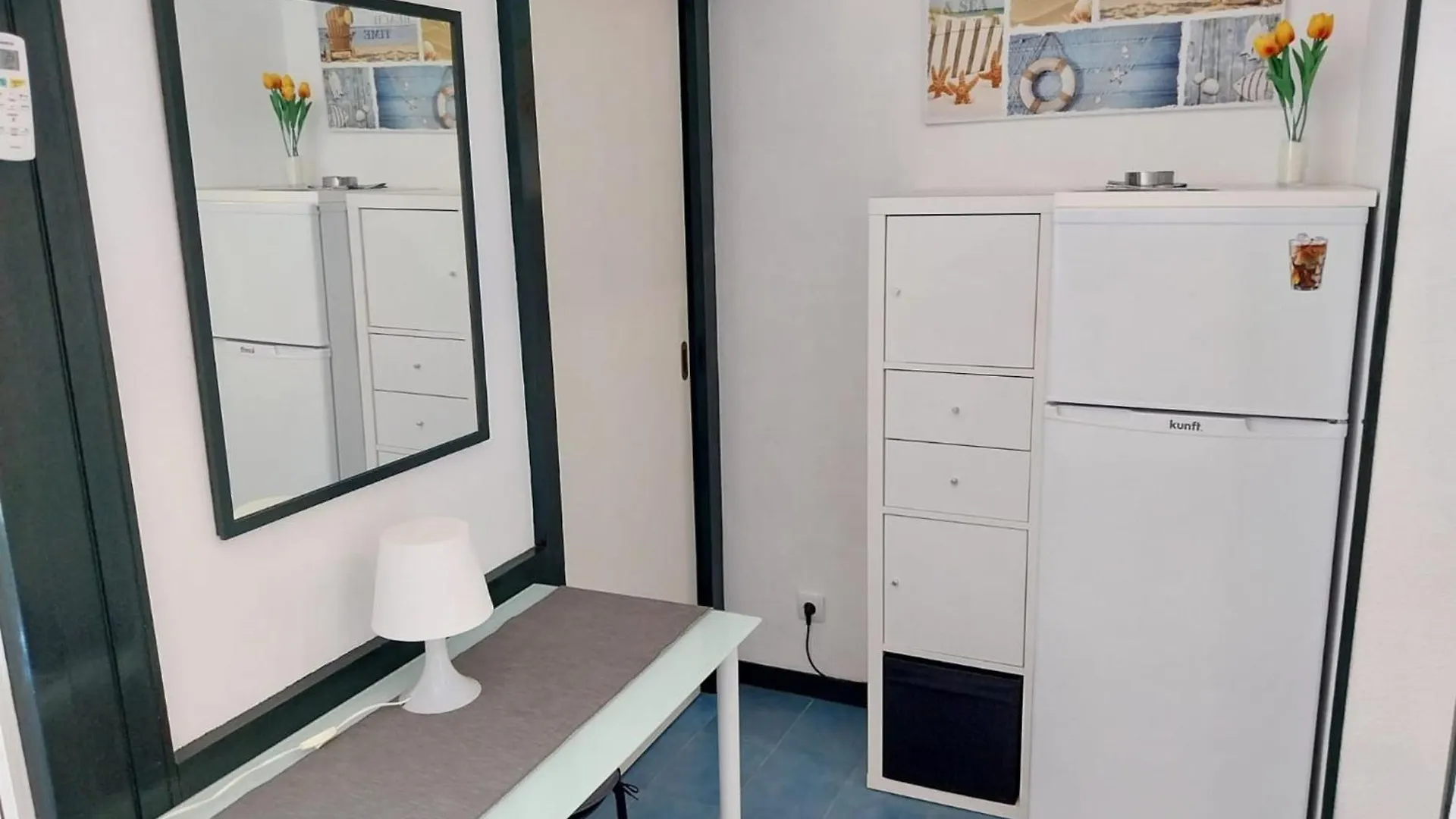 Apartamento Con Terraza Vistas Al Mar Lloret de Mar Spain